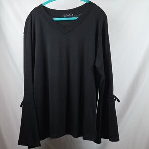 Amaryllis Womens Top